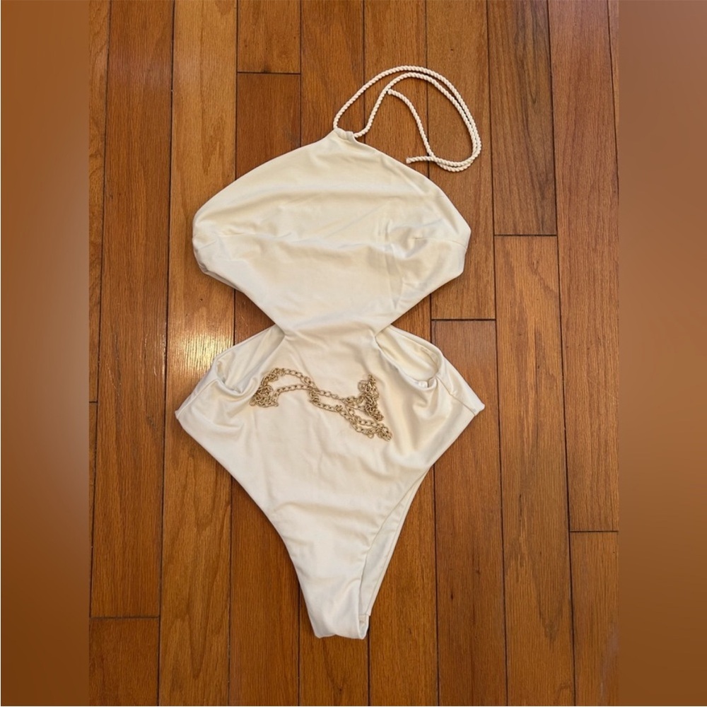 DEVON WINDSOR Cream Halter Cutout One Piece - Picture 4 of 5